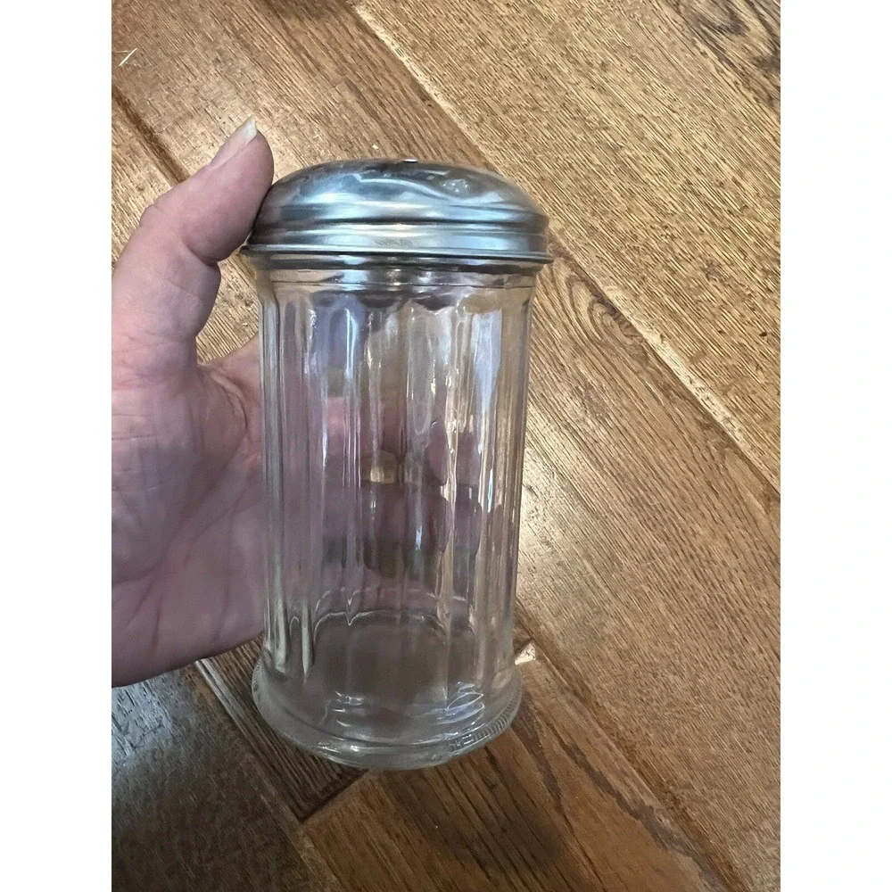Spice Cheese Shaker 12 Oz.‎ Glass Server With Metal Lid And Extra Large Holes